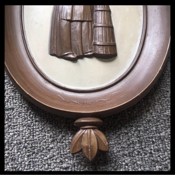 Vintage Mid Century Syroco Pilgrim Set Brown & Cream 1960 wall art 3d picture - Picture 5 of 8